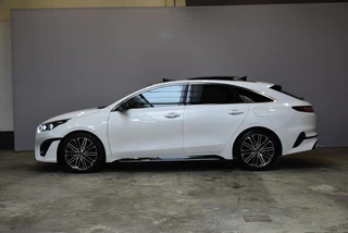 Kia Proceed 1.5 T-GDi 140pk DCT7 GT-PlusLine PANO DAK / 6