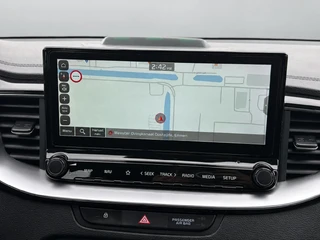 Kia XCeed 1.6 GDi PHEV DynamicLine / 22