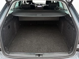 Škoda Superb Combi 1.4 TSI iV Business Edition Camera | CarPlay | Stoelverwarming | Cruise Control / 26