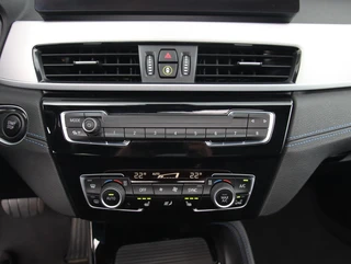 BMW X1 xDrive25e High Executive M-sport | SOH 88% | Panoramadak / 17