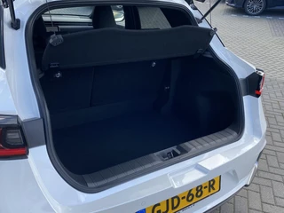 Lexus LBX 1.5 Cool 2WD / 26