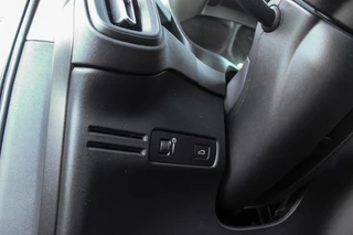 Volvo XC40 1.5 T2 Momentum Core | 1e eigenaar | NL auto | Navigatie | Cruise control | Bluetooth | LED | Parkeersensoren | Bluetooth | Botsherkenning | Rijstrooksensor / 34