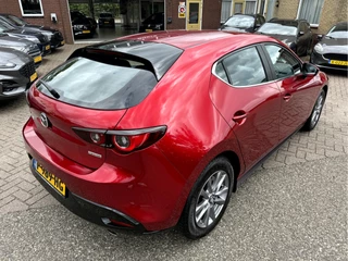 Mazda 3 2.0 e-SkyActiv-G M Hybrid Comfort  Navi, Camera, App Connect / 18