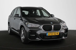 BMW X1 xDrive25e M Sport Stoelverwarming LED Sportstoelen Navi / 2