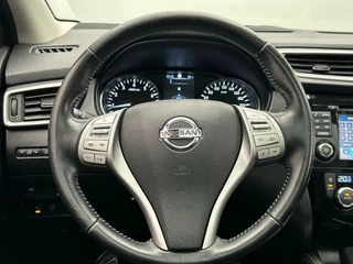 Nissan Qashqai 1.2 N-Connecta | Panoramadak | Navigatie | 360 camera | Stoel Verwarming | Cruise/Control | Climate/Control | / 18