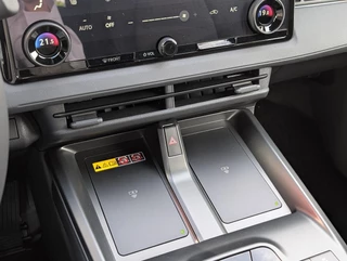 Toyota bZ4X Touring Dynamic 75 kWh NIEUW DIRECT LEVERBAAR! 360 CAMERA STOEL/STUURVERW WARMTEPOMP BLIND SPOT EL-ACHTERKLEP KEYLESS PARK-SENSOREN APPLE/ANDROID / 21