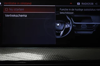 BMW 1-serie 118i Executive Edition | HALF LEDER | DAB | APPLE | DRAADLOZE LADER | CAMERA | 17" / 47