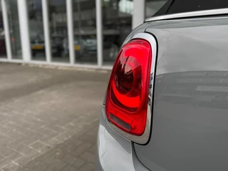 MINI Cooper Cabrio 1.5 Cooper Chili Serious Business I LED I Leer I Stoelverw. I Climate contr. / 25