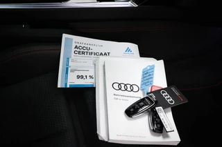 Audi Q8 Sportback e-tron 55 quattro Edition 115 kWh | PANORAMADAK | ACHTERBANKVERWARMING | AMBIENT LIGHTING | HEAD UP | B&O | TREKHAAK | 22" / 55