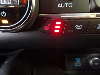Ford Kuga 2.5 PHEV e-CVT 225pk Titanium / 29