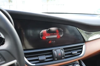 Alfa Romeo Giulia 2.0T SUPER AUT ORIG.NL/A.CarPlay/Ad.Cruise/Stuur&Stoelverw./18inch 114dkm! / 46
