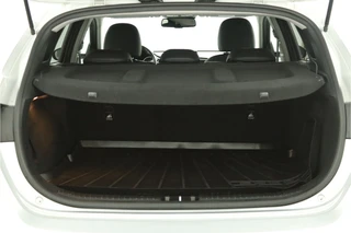 Kia Ceed 1.4 T-GDi ExecutiveLine  - Panoramadak - Stoelverwarming/Verkoeling - Achteruitrijcamera - Trekhaak - All season Banden - Virena Zekerheidspakket t.w.v. €895,- / 35