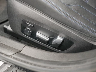 BMW 3 Serie Touring M340i xDrive Panoramadak | M-Stoelen | Harman Kardon | CoPilot / 31