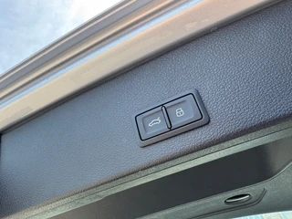 Audi Q2 35 TFSI * Panoramadak * Virtual Cockpit * Keyless * Leder / 17