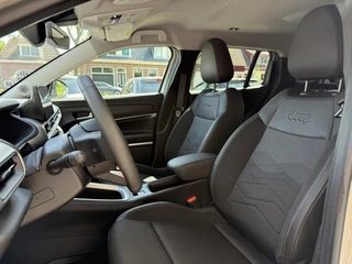 Jeep Avenger Summit 54 kWh | Climate & Adaptive Cruise Control | Achteruitrijcamera | Dodehoek detectie | Applecarplay/Android Auto | / 6