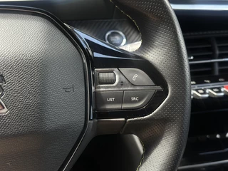 Peugeot 2008 1.2 PureTech 130PK GT | Cruise Control | Climate Control | Apple Carplay/Android Auto | Navigatie | Full LED | Parkeercamera/-sensoren | Keyless Entry/Start | Sfeerverlichting | DAB | Dealer onderhouden | / 34