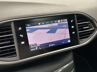 Peugeot 308 1.2 PureTech GT-Line Avantage PANO CAMERA CARPLAY ECC CRUISE. / 32