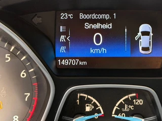 Ford Focus Wagon 1.0 Trend / 18