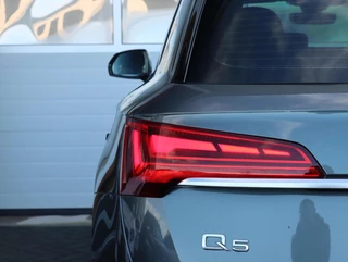 Audi Q5 55 TFSI e quattro 367PK S-edition | SOH 97% | Panoramadak / 55