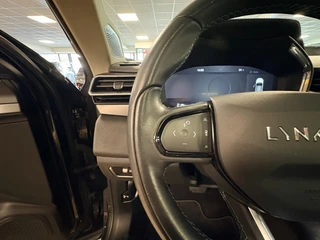 Lynk & Co 01 1.5 / pano / navi / camera / Infinity / memory / elec klep / Apple Android carplay / 47