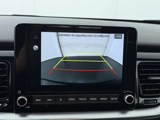 Kia Stonic 1.0 T-GDi MHEV DynamicLine  - Apple Carplay/ Android Auto - Cruise Control - Airco - Achteruitrijcamera - Fabrieksgarantie tot 02-2032 of 150.000km / 30