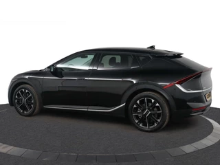 Kia EV6 Light Edition 63 kWh - SOH 99,7%  - Navigatie - Adaptive Cruise Control - Stoel/Stuur verwarming - Apple Carplay/Android Auto - Fabrieksgarantie tot 02-2032 / 5