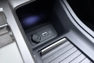 Peugeot 408 1.2 Hybrid 145 e-DCS6 Allure | Apple carplay/Android auto | Climate control | Parkeersensoren achter | achteruitrijcamera | / 29
