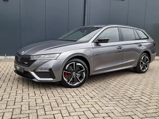 Skoda Octavia 1.4 TSI * RS iV * Navigatiesysteem * Parkeercamera * Stoelverwarming * Head up display * / 31
