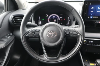 Toyota Yaris HYBRID 115 DYNAMIC COMFORT-PACK LED 16"LMV PRIVACY-GLASS ALL-SEASON BLISS PARK-SENSOREN STUUR/STOELVERW. / 22