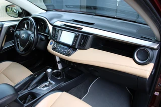 Toyota RAV4 2.5 HYBRID AWD EXECUTIVE Trekhaak / Leder / Schuif/kantel dak / A. klep elctr. / 31