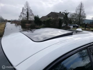 BMW 1 Series 123 xDrive Pano / 360' camera / Navi / 2