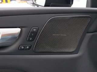 Volvo XC60 2.0 T8 AWD+ Black Edition Pano | Harman/Kardon | 360 camera / 24