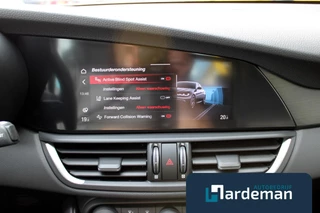 Alfa Romeo Giulia 2.0 Ti AWD | Facelift | 32DKM | Leder / 18