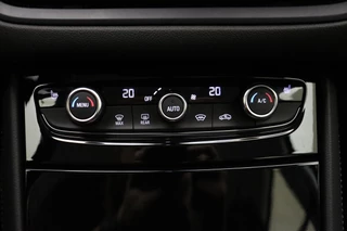 Opel Grandland 1.2 Turbo GS 130pk | Navigatie via APP | Climate Control | Stoel - Stuurverwarming | Parkeersensoren | Lichtmetalen Velgen | AGR Stoelen / 22
