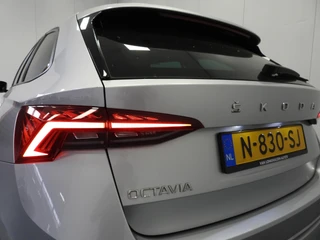 Skoda Octavia Combi 1.0 TSI Business Edition NAVI/TREKH./CLIMA/LED/16"LMV! / 33