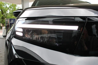 Opel Frontera 1.2 Turbo Hybrid Ultimate 7p. | Keyless Entry & Start | Winterpack | BLIS | Achteruitrijcamera / 14