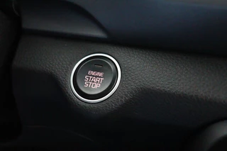 Kia Stonic 1.0 T-GDi MHEV DynamicPlusLine  - Apple Carplay/Android Auto - Cruise Control - Climate Control - Navigatie - Stuur/Stoel Verwarming - Fabrieksgarantie tot 01-2032 / 36