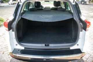 Renault Clio Estate 0.9 TCe Limited | Rijklaar | Dealer onderhouden | Airco | / 18