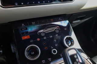 Land Rover Range Rover Evoque 1.5 P300e AWD R-Dynamic SE  | NAP! | MERIDIAN SURROUND | ELEK TREKHAAK | STOELVERW | CAMERA | APPLE CARPLAY | / 32