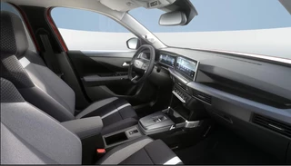 Opel Frontera Extended range Electric GS 54 kWh | WLTP 408KM | Stoel & Stuurverwarming | Keyless Entry & Start | Parkeercamera Achter | Dodehoek Detectie | Voorruit Verwarming | / 9