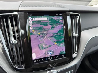 Volvo XC60 T6 Plus Dark Recharge AWD Trekhaak | 360 | H/K | Pano | Memory / 21