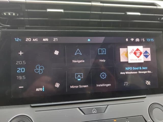 Peugeot 308 1.6 Plug-in Hybrid 180 Active Pack Business / 17