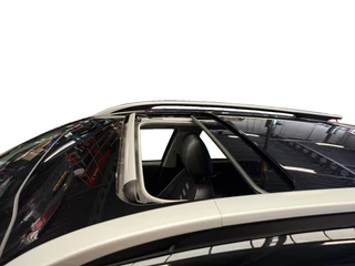 Kia Stonic 1.0 T-GDi MHEV GT-PlusLine Meest luxe uitvoering | 1e Eigenaar | Panorama dak | Dealer onderhouden | Cruise Control Adaptief | Carplay | Metallic lak | Fabrieksgarantie t/m 10-5-2030 + 3x 1 jaar* | NAP / 8