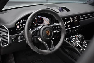 Porsche Cayenne Coupé 3.0 E-Hybrid Lightweight  | ACC | 22'' GT Design | Matrix PDLS+ | Carbon Dak | Luchtvering | 360 Camera | / 7