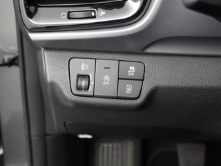 Kia Stonic 1.0 T-GDi MHEV DynamicPlusLine  - Camera - Cruise control - Stoel/stuurverwarming - AppleCarplay - Android Auto Fabrieksgarantie tot 04-2032 of 150.000km / 24
