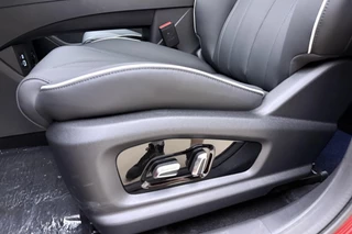 Omoda 5 EV Premium 61 kWh | Camera's rondom | Schuif/kantel dak | LED verlichting | Lederen bekleding | Stoelverwarming/ventilatie | Sfeerverlichting | Drive assist / 20