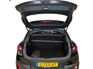 Kia Stonic 1.0 T-GDi MHEV GT-PlusLine Meest luxe uitvoering | 1e Eigenaar | Panorama dak | Dealer onderhouden | Cruise Control Adaptief | Carplay | Metallic lak | Fabrieksgarantie t/m 10-5-2030 + 3x 1 jaar* | NAP / 12