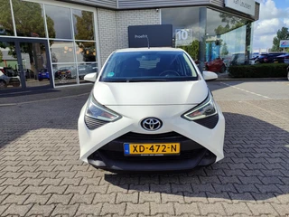 Toyota Aygo 1.0 VVT-i X-FUN / 27