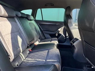 Skoda Superb Combi 1.5 TSI Sportline * Trekhaak * AUTOMAAT * Navigatiesysteem * Achterbank verwarmd * / 6