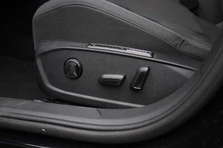 Volkswagen Golf 1.5 TSI Style | MEMORY | PANODAK | HEAD-UP | CAMERA | NAVI | CRUISE | / 18